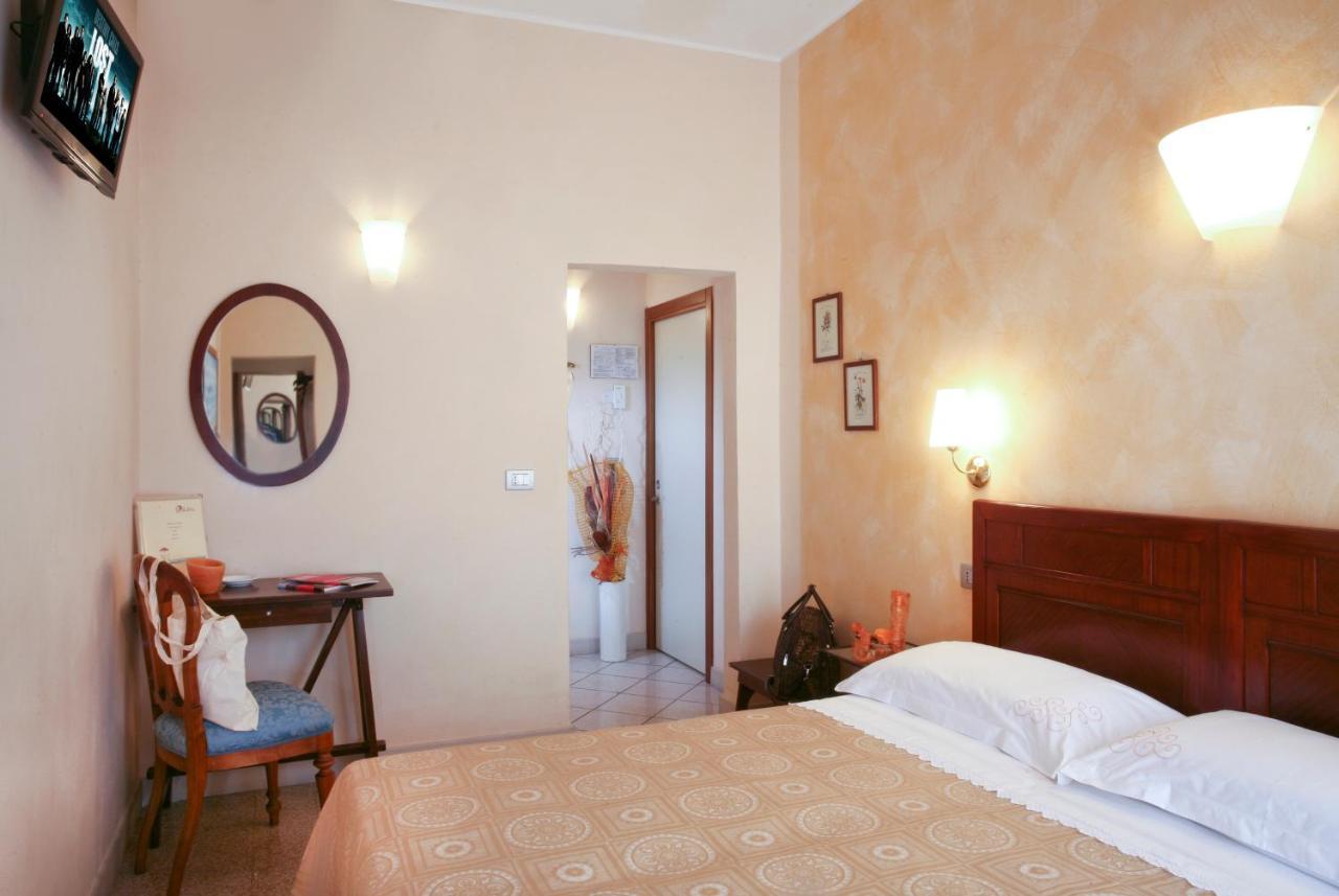 Hotel Villa Irma Rimini Luaran gambar