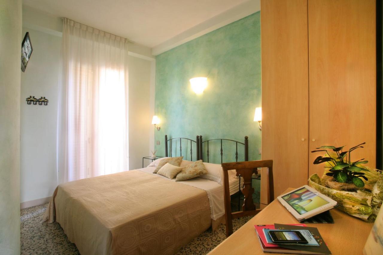 Hotel Villa Irma Rimini Luaran gambar